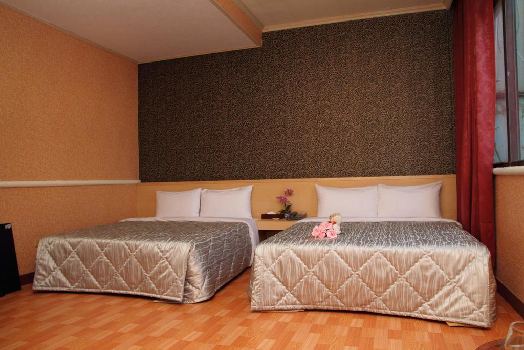 亞芝商務旅館yazhi Hotel Bade Quarto foto